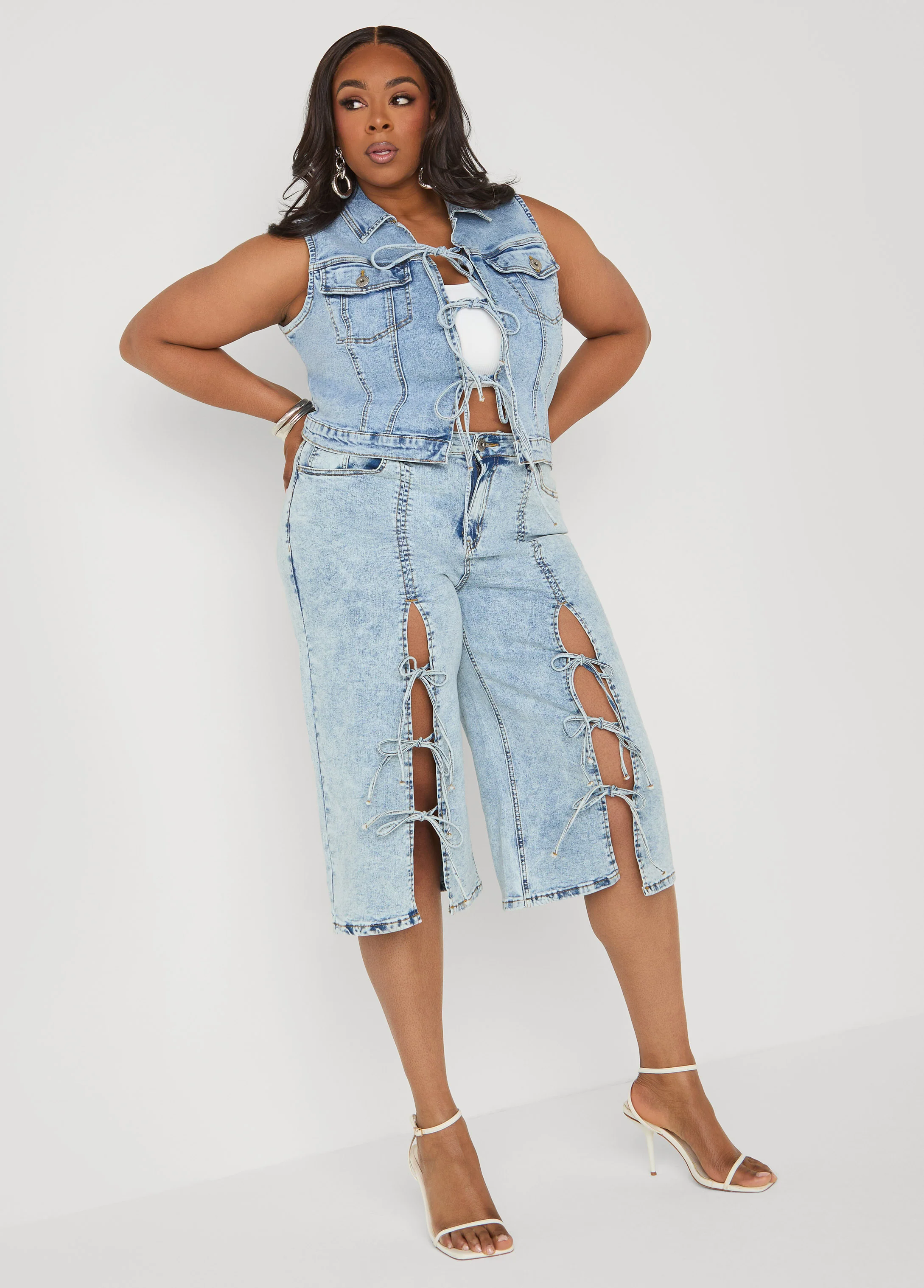 Tie Front Acid Wash Denim Capris - Image 3