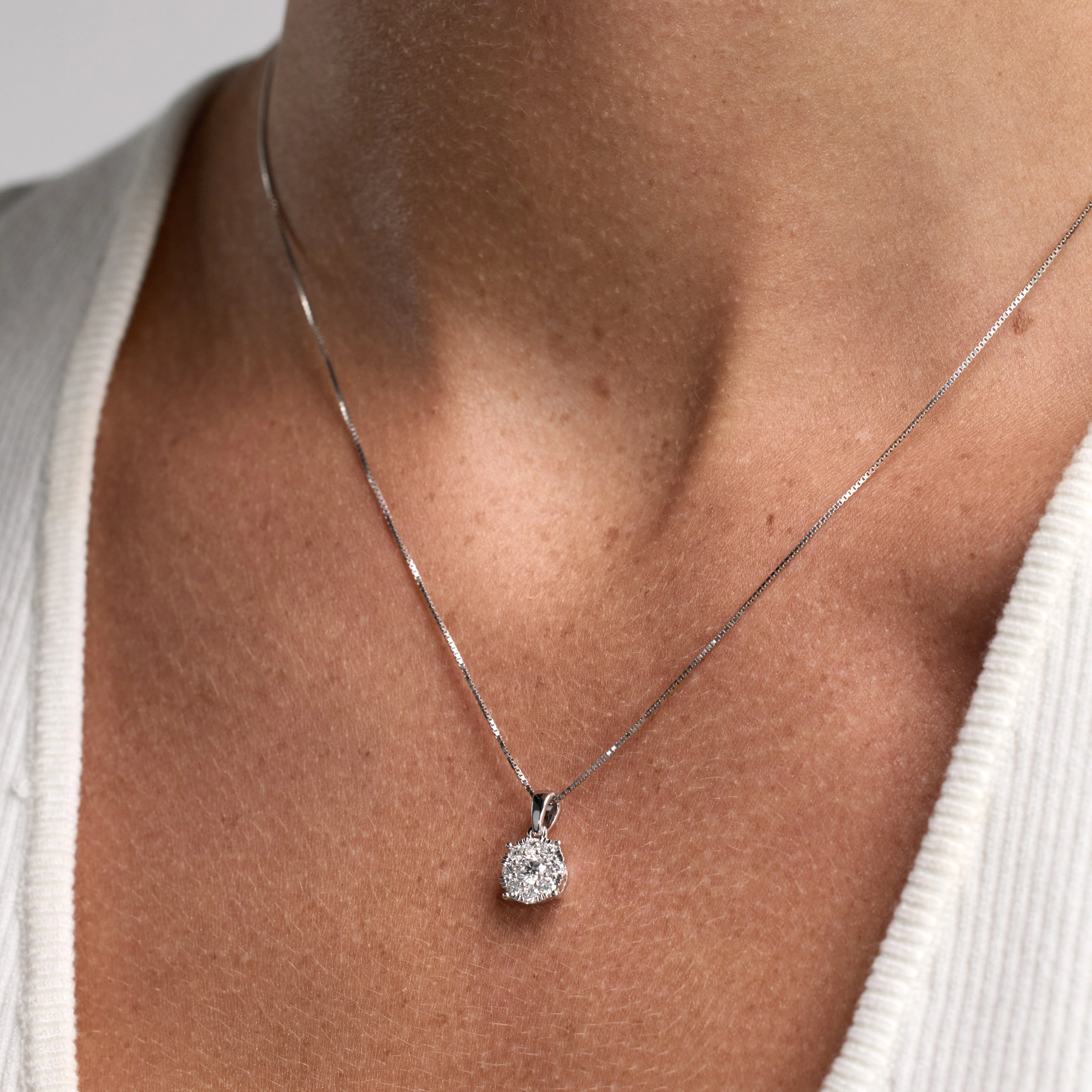 Lab Grown Round Cluster Diamond Pendant Sterling Silver Necklace - Image 4