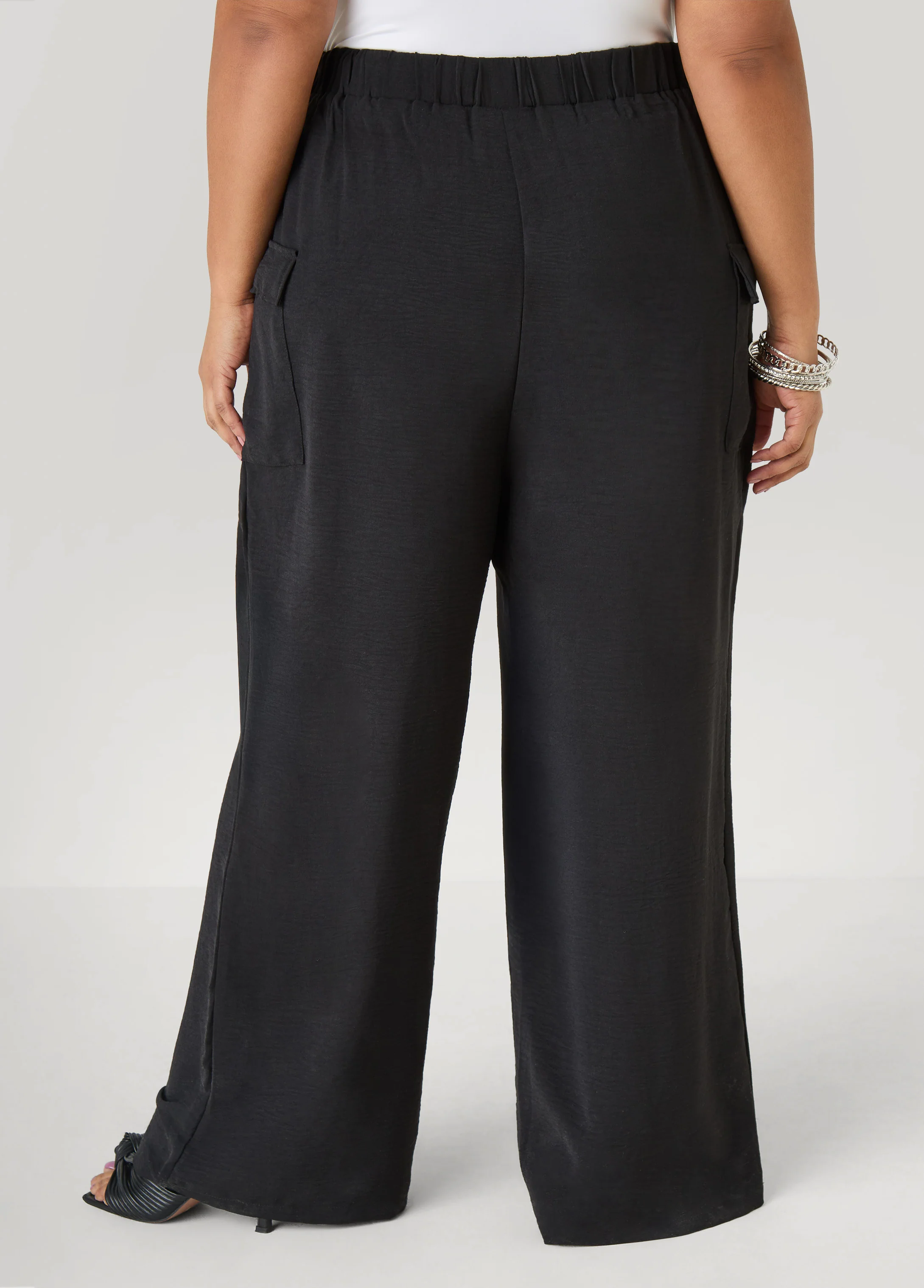 Textured Wide Leg Cargo Pants - Image 10